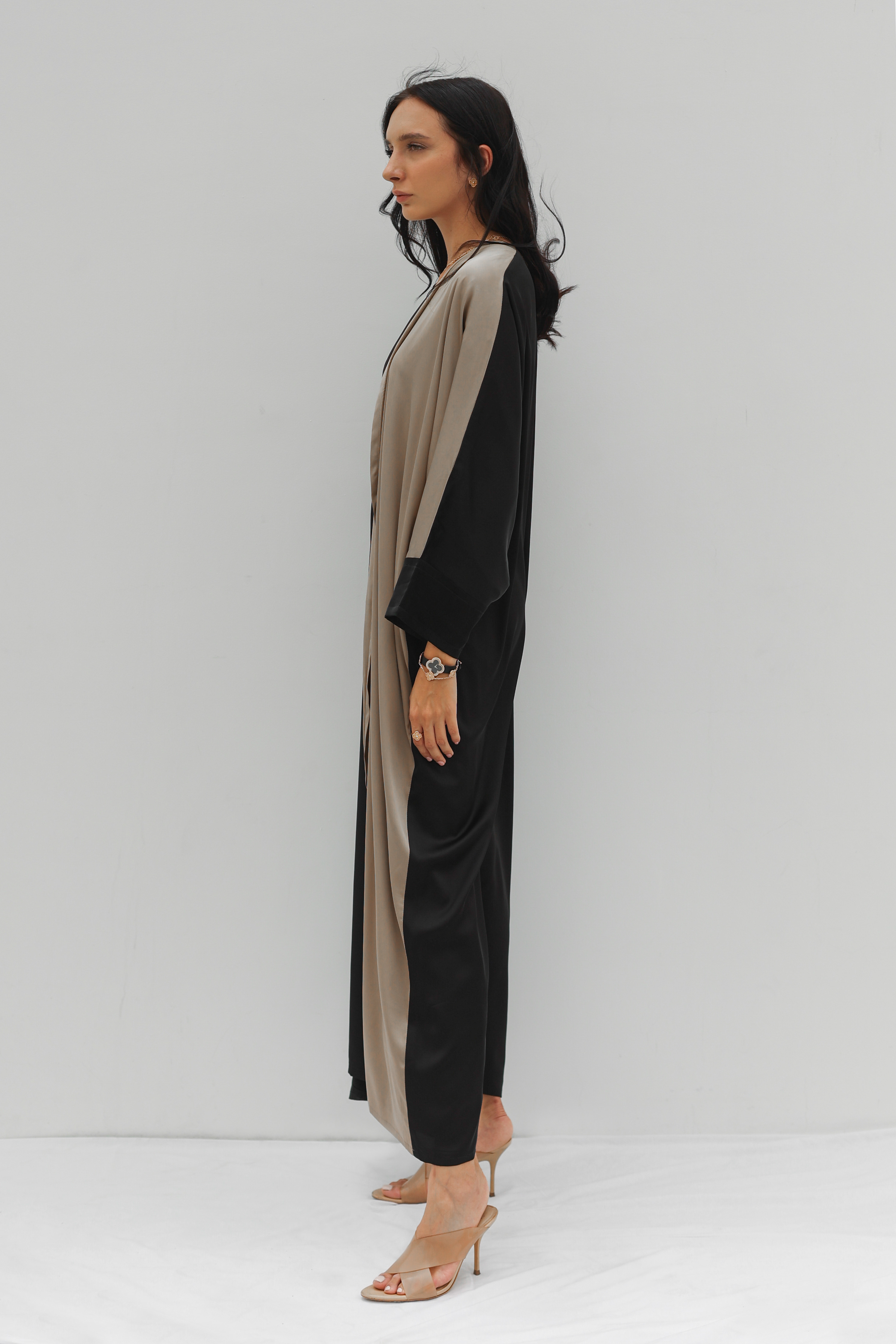 gold and black Abaya